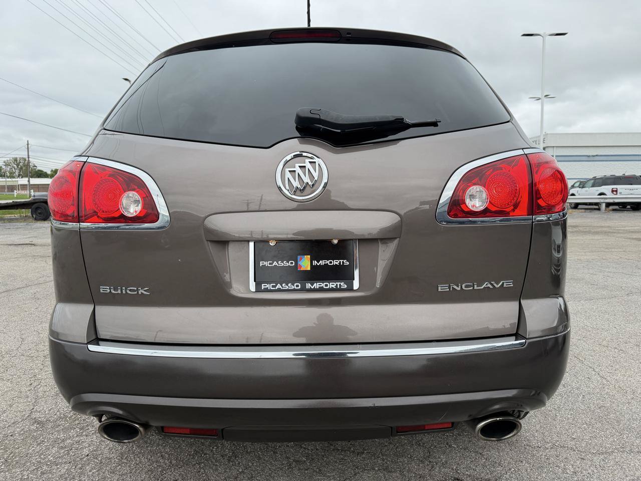 Used 2010 Buick Enclave CX FWD image 5