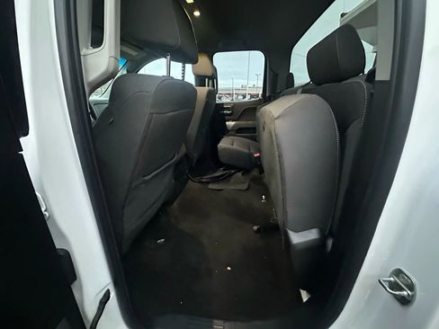 Used 2018 Chevrolet Silverado 1500 LT image 31