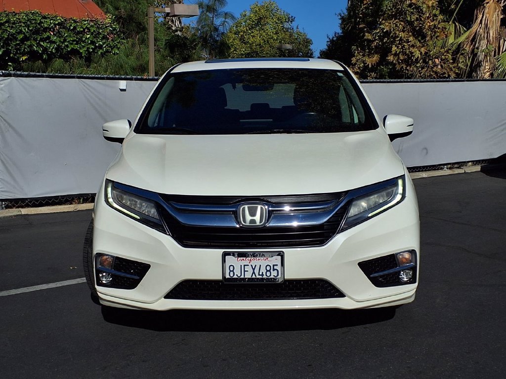 Used 2019 Honda Odyssey Touring image 2