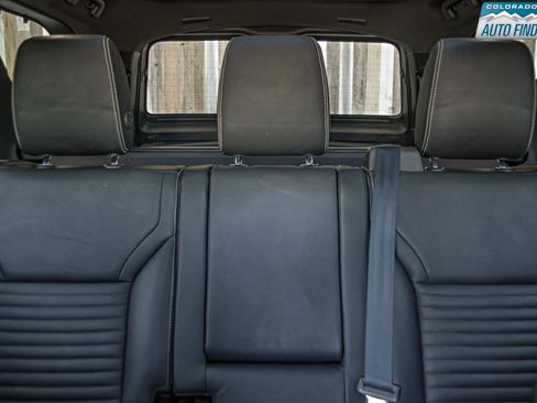 Used 2021 Land Rover Discovery S R-Dynamic AWD/4WD image 24