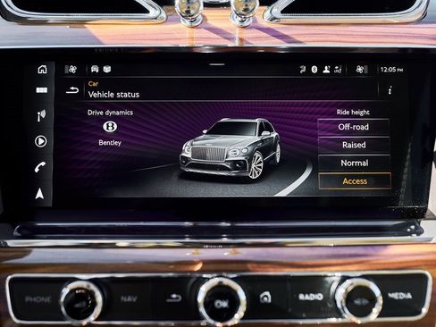 Used 2023 Bentley Bentayga Extended Wheelbase image 77