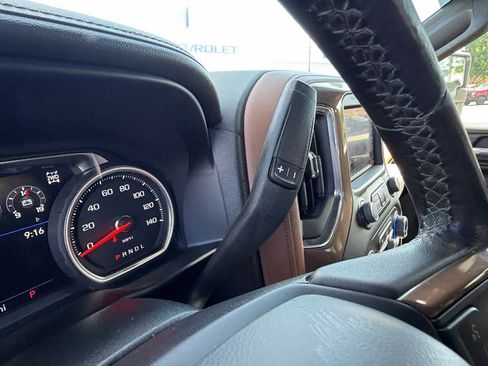 Used 2022 Chevrolet Silverado 3500 High Country w/ Safety Package II AWD/4WD image 13