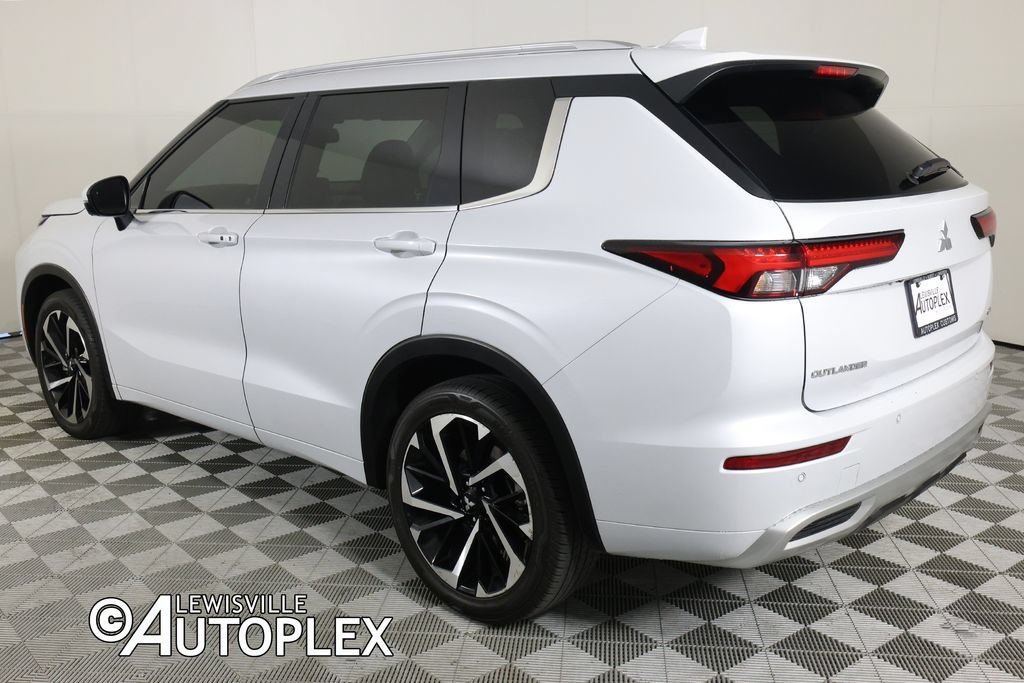 Used 2024 Mitsubishi Outlander SEL FWD image 7