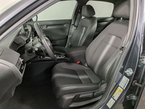 Used 2025 Honda Civic Sport image 12
