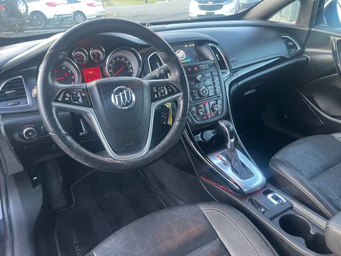 Used 2016 Buick Cascada Premium image 9