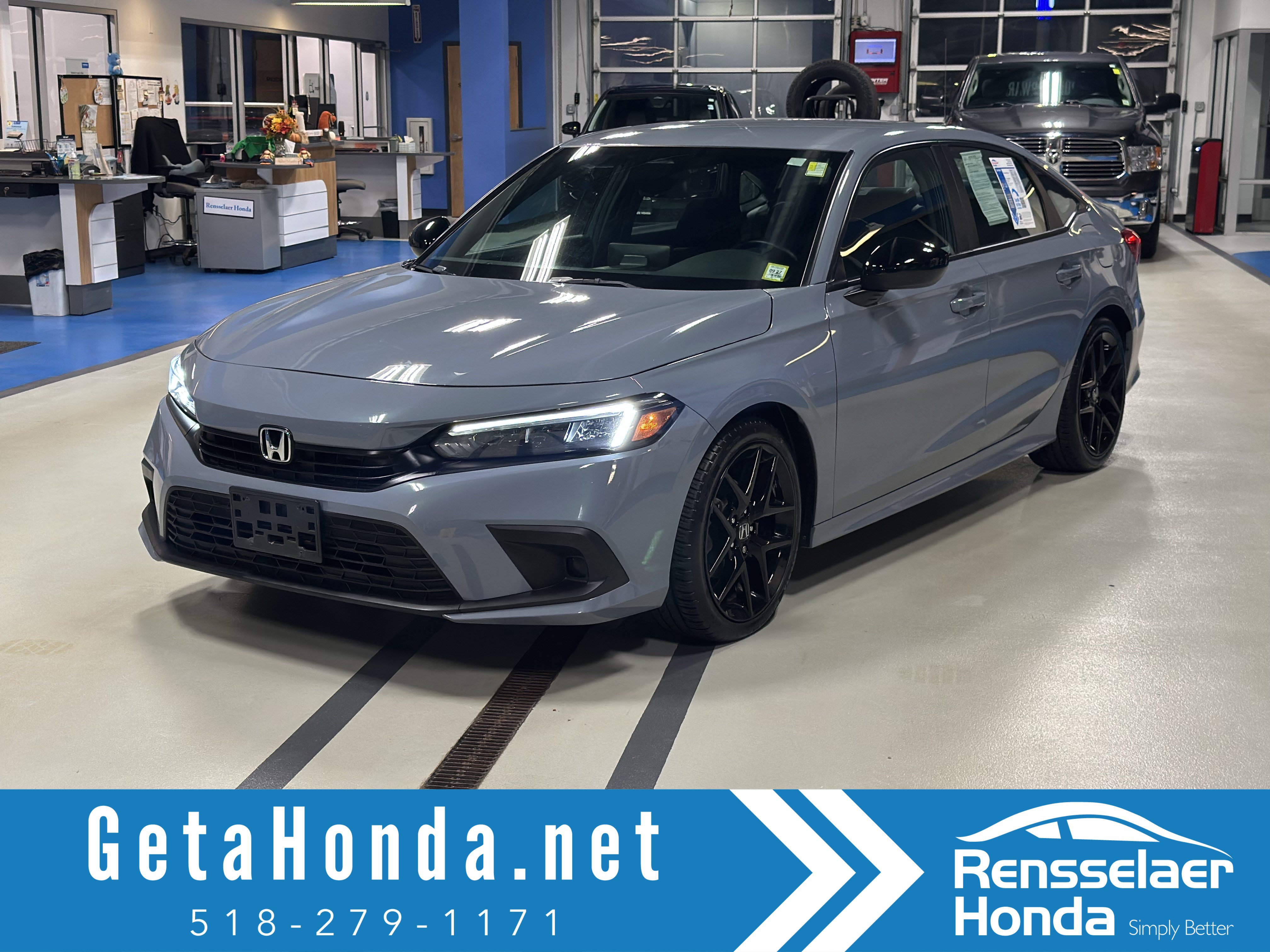 Used 2024 Honda Civic Sport image 1