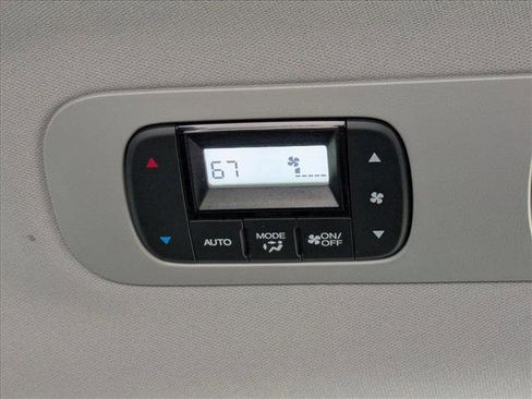 Used 2023 Honda Odyssey EX-L image 17