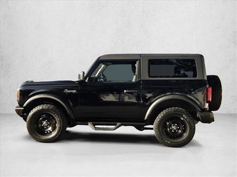 Used 2022 Ford Bronco Black Diamond image 8