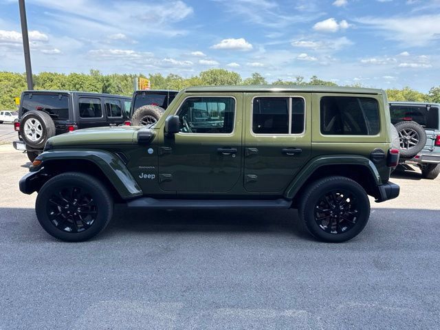 Used 2023 Jeep Wrangler Unlimited Sahara w/ Cold Weather Group AWD/4WD image 6
