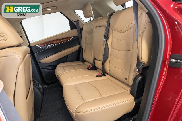 Used 2017 Cadillac XT5 Platinum w/ Driver Assist Package AWD/4WD image 11