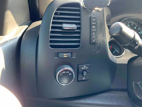 Used 2013 GMC Sierra 1500 SLE image 18