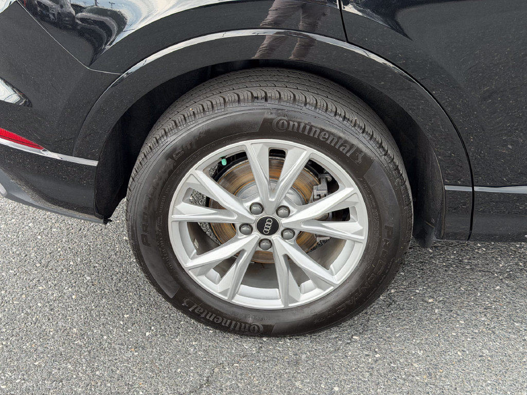 Certified 2024 Audi Q3 2.0T Premium AWD/4WD image 12