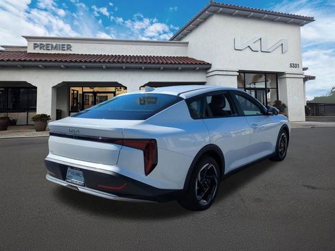 New 2025 Kia K4 EX image 8