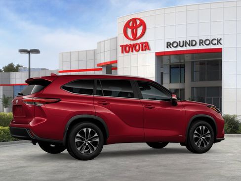 New 2026 Toyota Highlander XLE AWD/4WD image 11
