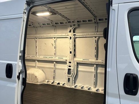 Used 2023 RAM ProMaster 3500 w/ Driver Convenience Group image 25