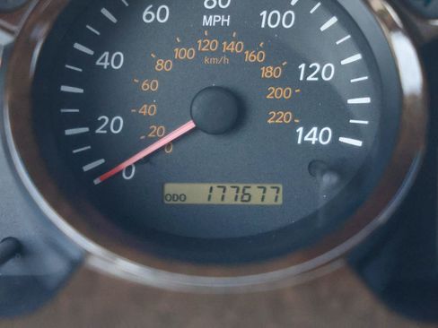 Used 2001 Toyota Highlander 2WD V6 image 36