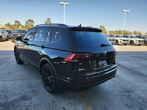 Used 2022 Volkswagen Tiguan SE R-Line image 5
