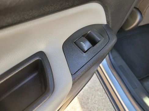 Used 2024 Chevrolet Equinox LT image 16