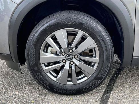 Certified 2026 Nissan Pathfinder SV AWD/4WD image 7