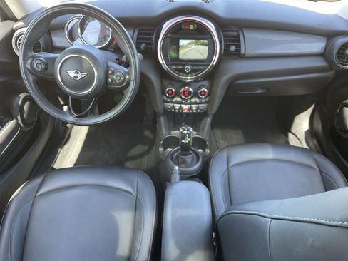 Used 2020 MINI Cooper 2-Door Hardtop image 17