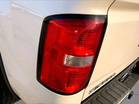 Used 2015 GMC Sierra 1500 SLT RWD image 27