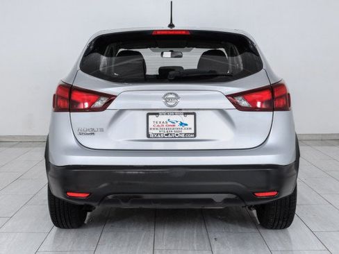 Used 2019 Nissan Rogue Sport S FWD image 7