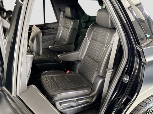 Used 2023 Cadillac Escalade V w/ Heavy-Duty Trailer Package image 26