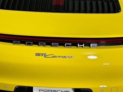Used 2022 Porsche 911 Carrera image 34