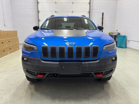 Used 2022 Jeep Cherokee Trailhawk AWD/4WD image 10