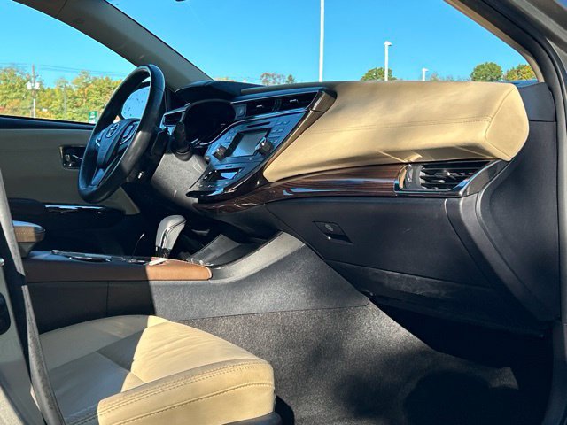 Used 2014 Toyota Avalon XLE Touring FWD image 22