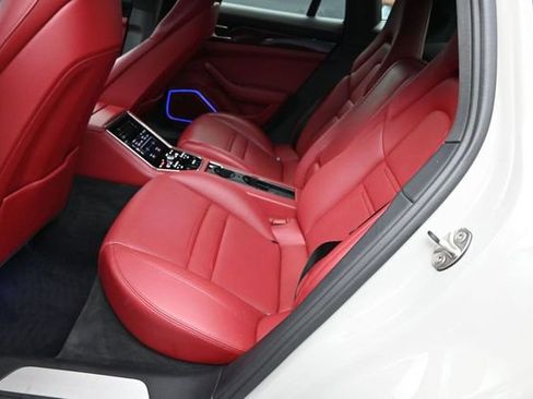 Used 2022 Porsche Panamera 4 E-Hybrid AWD/4WD image 15