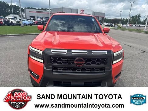 Used 2025 Nissan Frontier Pro-X w/ Tow Package RWD image 8