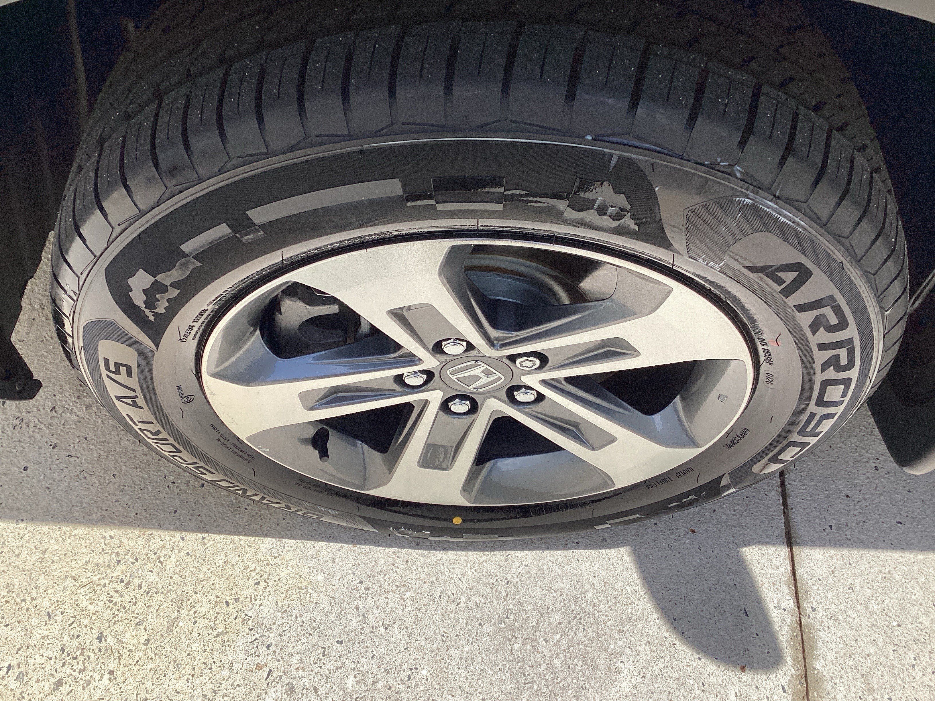 Used 2025 Honda Pilot EX-L image 12