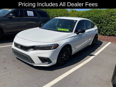 Used 2024 Honda Civic Sport image 3