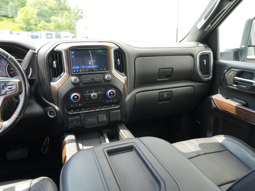 Certified 2022 Chevrolet Silverado 3500 High Country w/ Z71 Off-Road Package AWD/4WD image 23