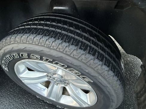 Used 2014 RAM 1500 Sport image 9