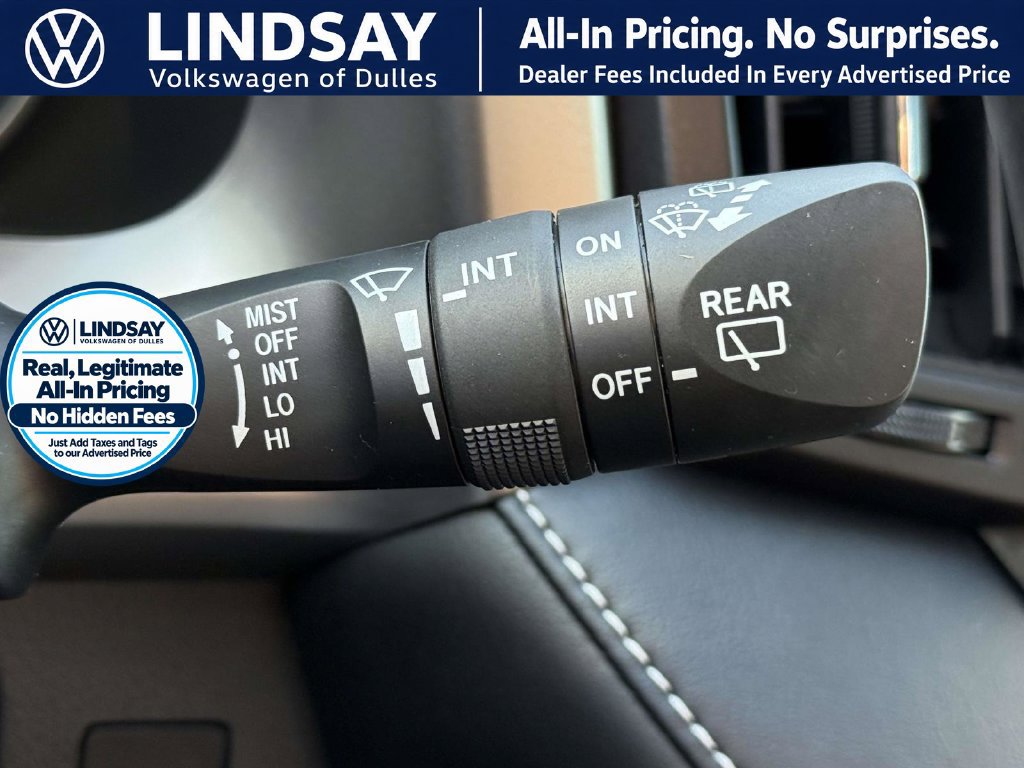 Used 2017 Toyota RAV4 XLE w/ Carpet Mat Package FWD image 25