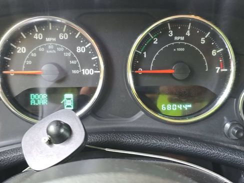 Used 2016 Jeep Wrangler Unlimited Rubicon w/ Dual Top Group AWD/4WD image 4