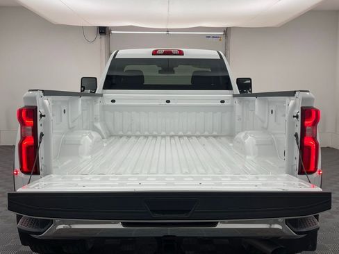 Used 2025 Chevrolet Silverado 3500 W/T w/ WT/CX Safety Package AWD/4WD image 7
