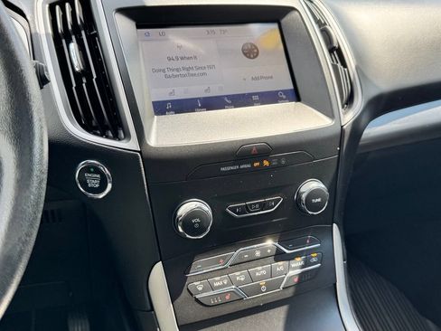 Certified 2020 Ford Edge SEL FWD image 32