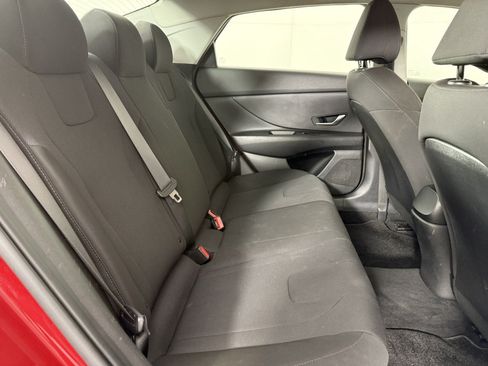 Used 2021 Hyundai Elantra SEL FWD image 11