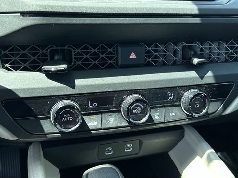Certified 2024 Honda Accord LX image 16