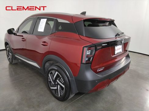 Used 2026 Nissan Kicks SV FWD image 7