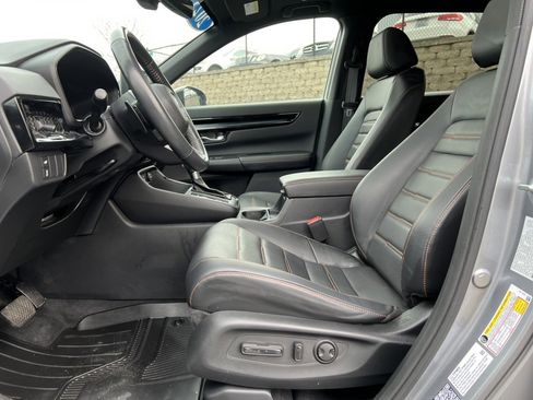 Used 2023 Honda CR-V Sport Touring image 4