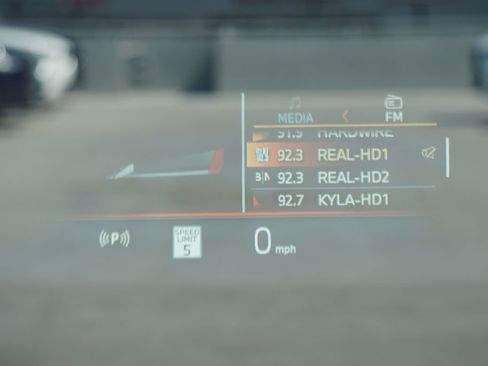 Used 2025 BMW X3 xDrive30i w/ Premium Package image 8