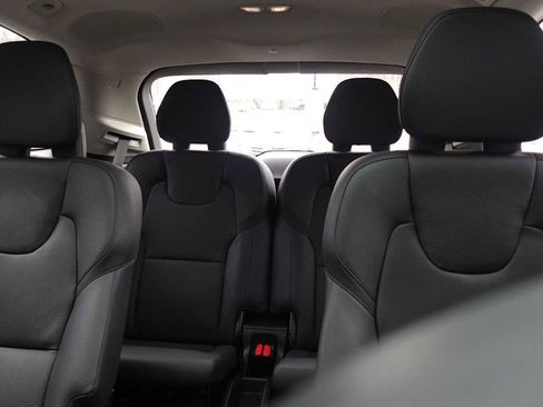 Used 2023 Volvo XC90 T8 Plus AWD/4WD image 19