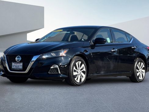 Used 2022 Nissan Altima 2.5 S image 8