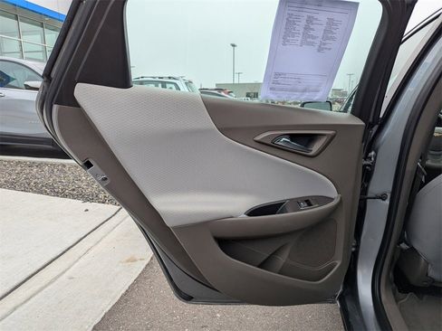 Used 2025 Chevrolet Malibu LT image 28