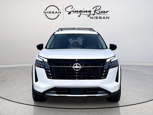 New 2026 Nissan Pathfinder SL FWD image 2