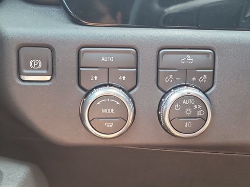 Used 2026 GMC Sierra 1500 Elevation AWD/4WD image 24